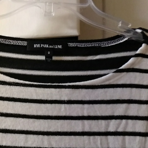 🌹🌻🌹🌻Hye Park & Lune light sweater! - Picture 3 of 4